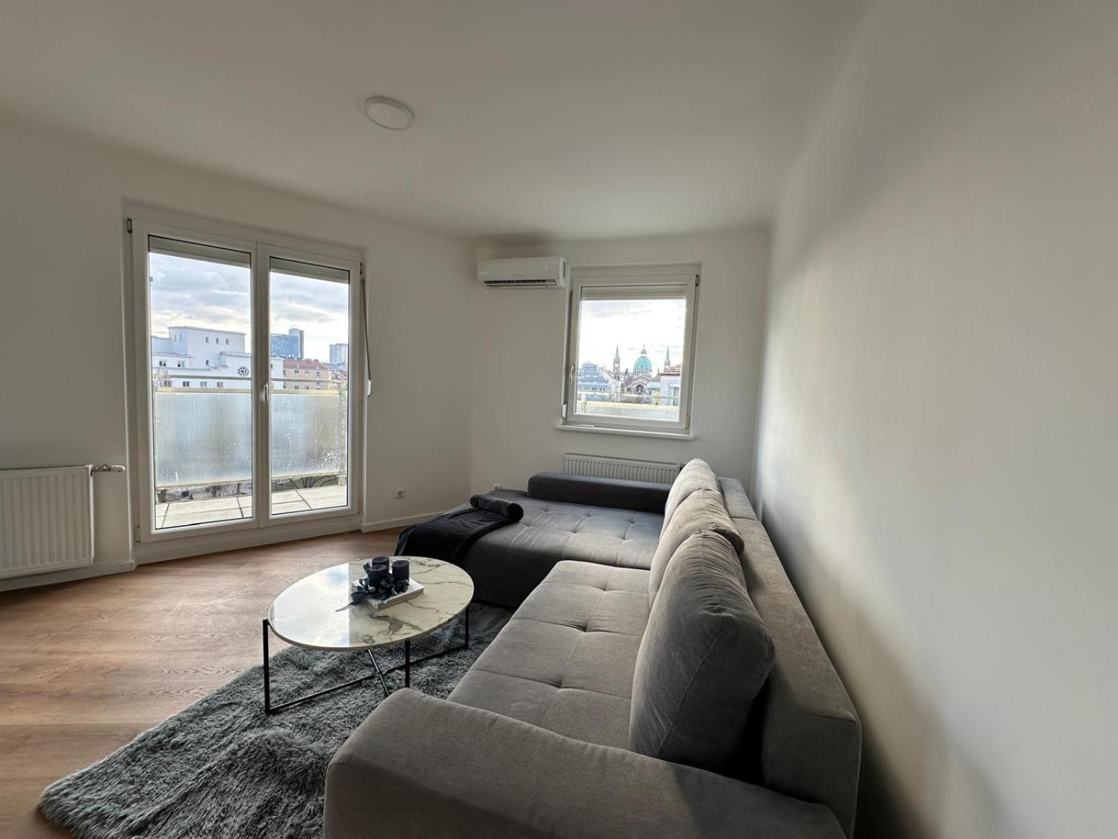 Apartment Rooftop Apartment, 10min To Center, Direct At Metro, Skyview Big Terrace! Wien